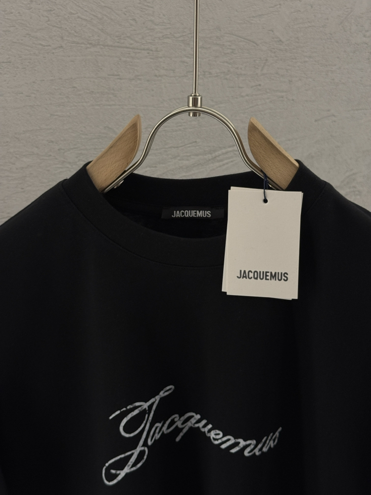 JACQUEMUS Premium T Shirt 