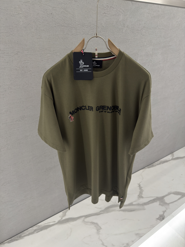 MONCLER İthal T Shirt (Özel Kumaş)