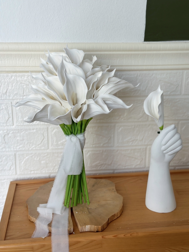 Gala white