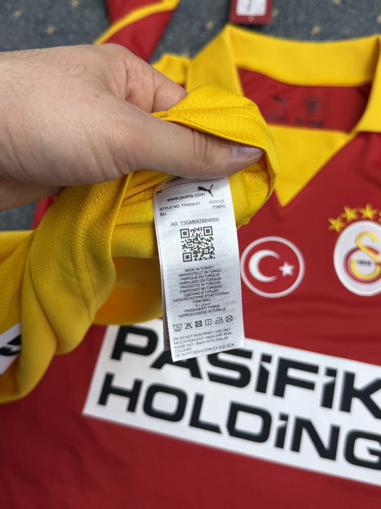 GALATASARAY RETRO FORMA UZUN KOL