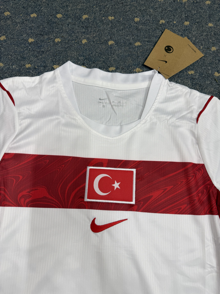 TÜRKİYE ÇOCUK FORMASI