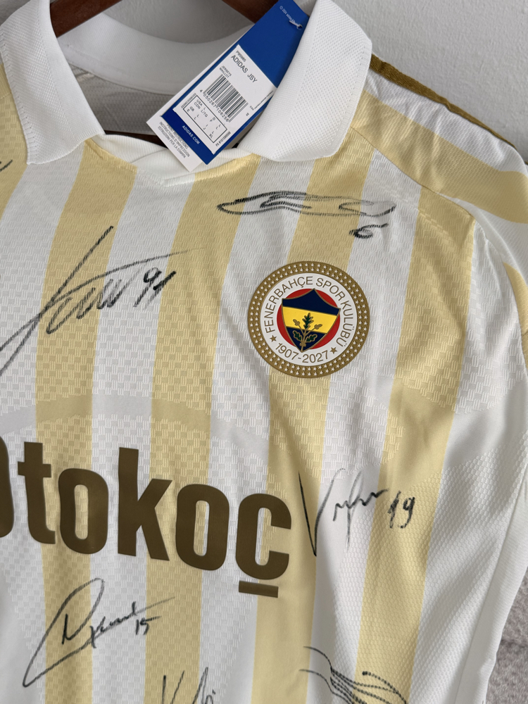 FENERBAHÇE İMZALI FORMA