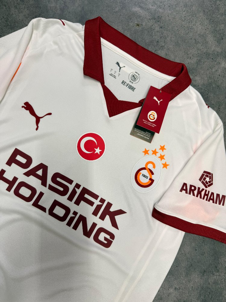 GALATASARAY BEYAZ PROFESYONEL FORMA 