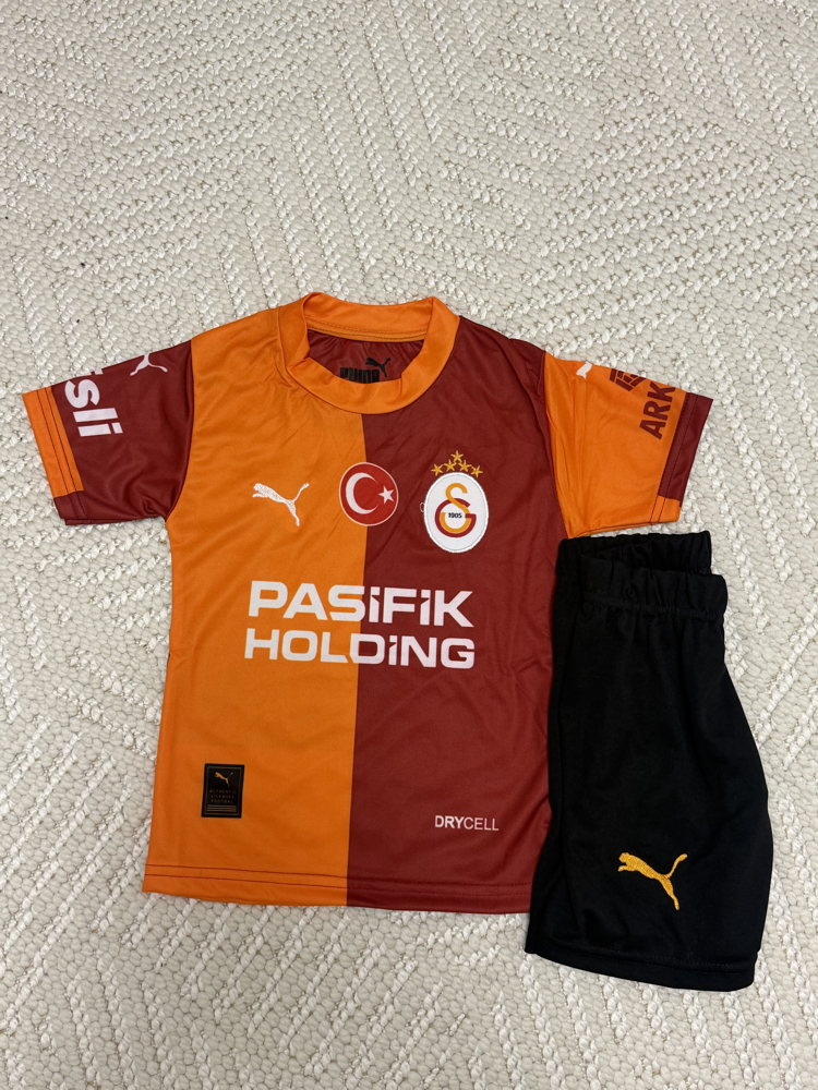 GALATASARAY ÇOCUK FORMASI 