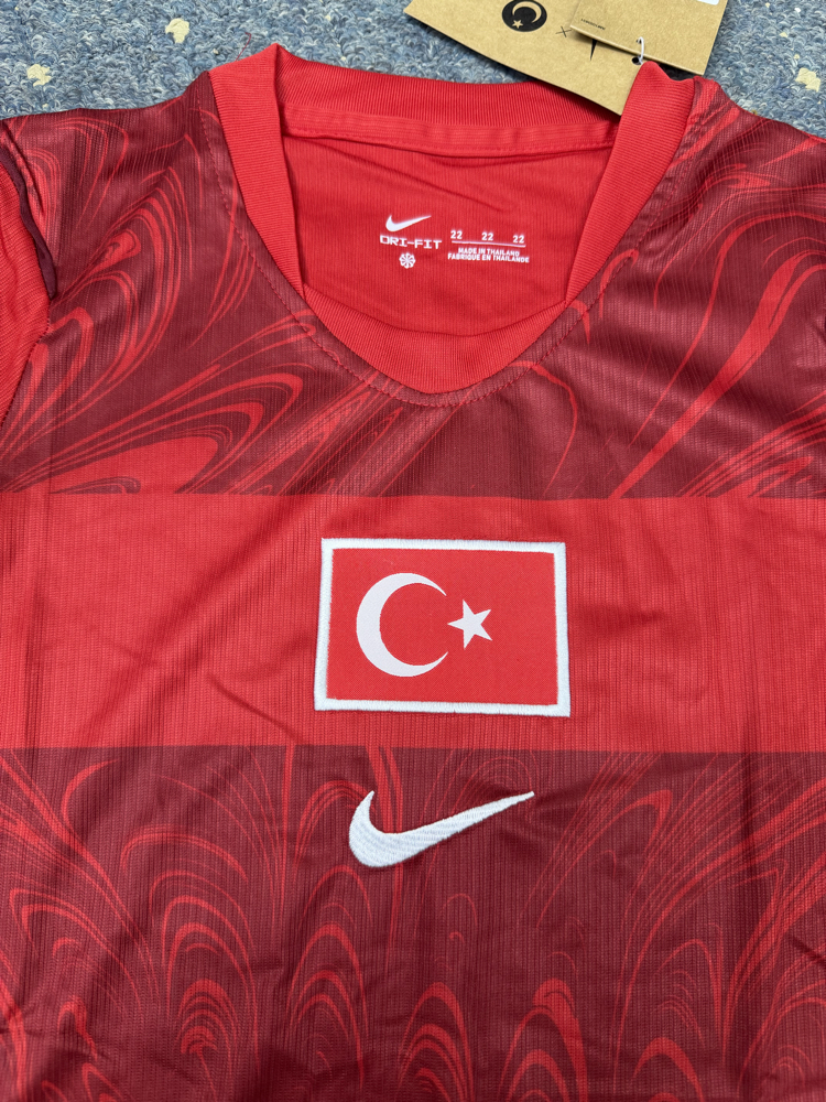 TÜRKİYE ÇOCUK FORMASI