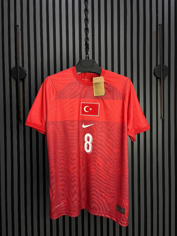 Türkiye Kırmızı Elit Kalite Arda Güler Forması