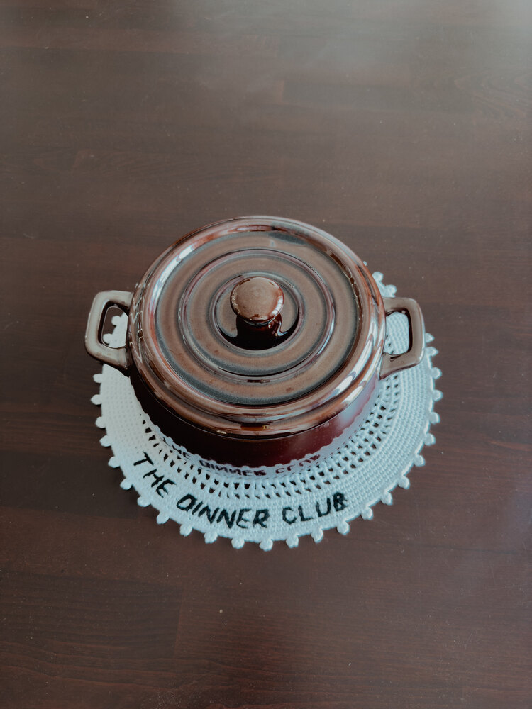 The Dinner Club servis örtüsü