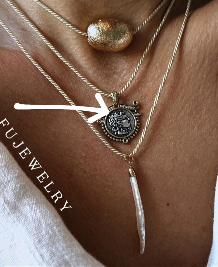 ANTIQUE KOLUE