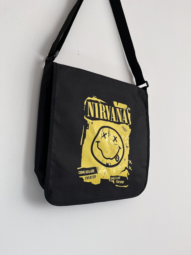 Nirvana Postacı Çanta