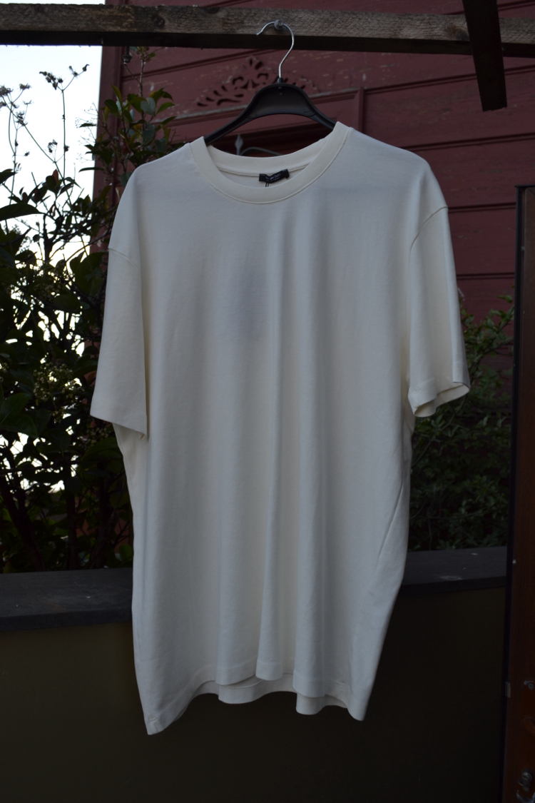 Massimo Dutti Oversize Basic Tişört Krem | Premium Günlük Şıklık