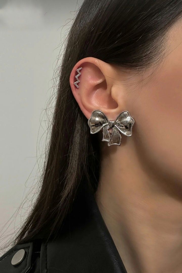 Altın Kaplama Fiyonk Model Silver Küpe 
