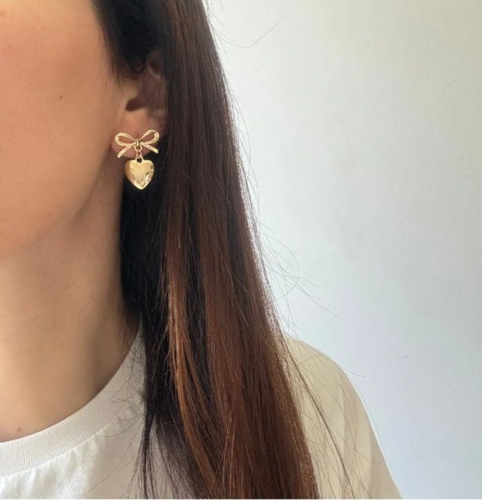 Altın Kaplama Kalp Sallantılı Mini Fiyonk Gold Küpe 