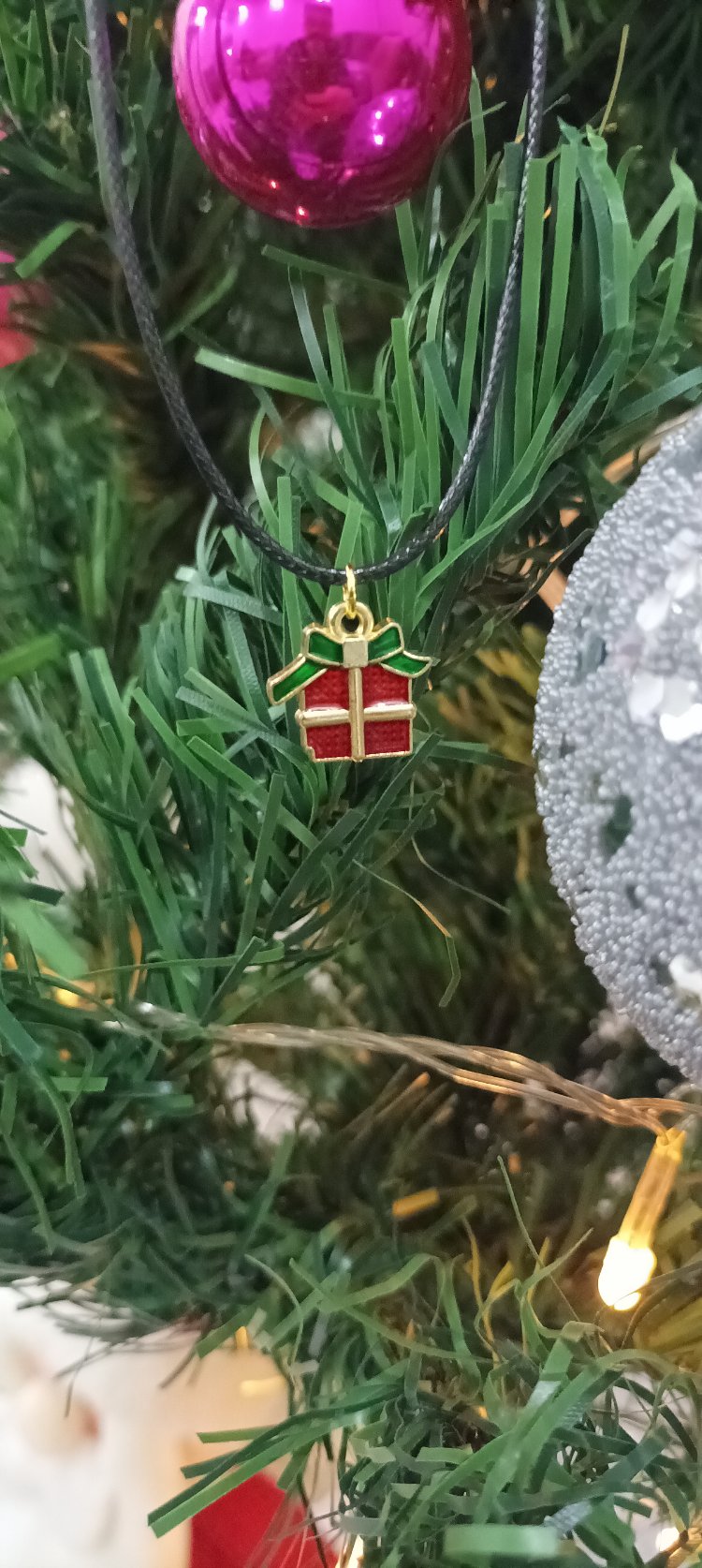 Hediye Paketi Kolye 