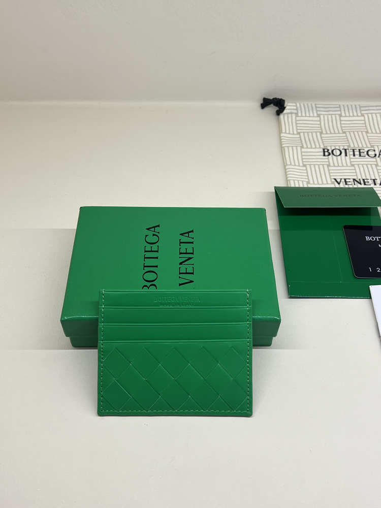 BOTTEGA VENETA CARD HOLDER