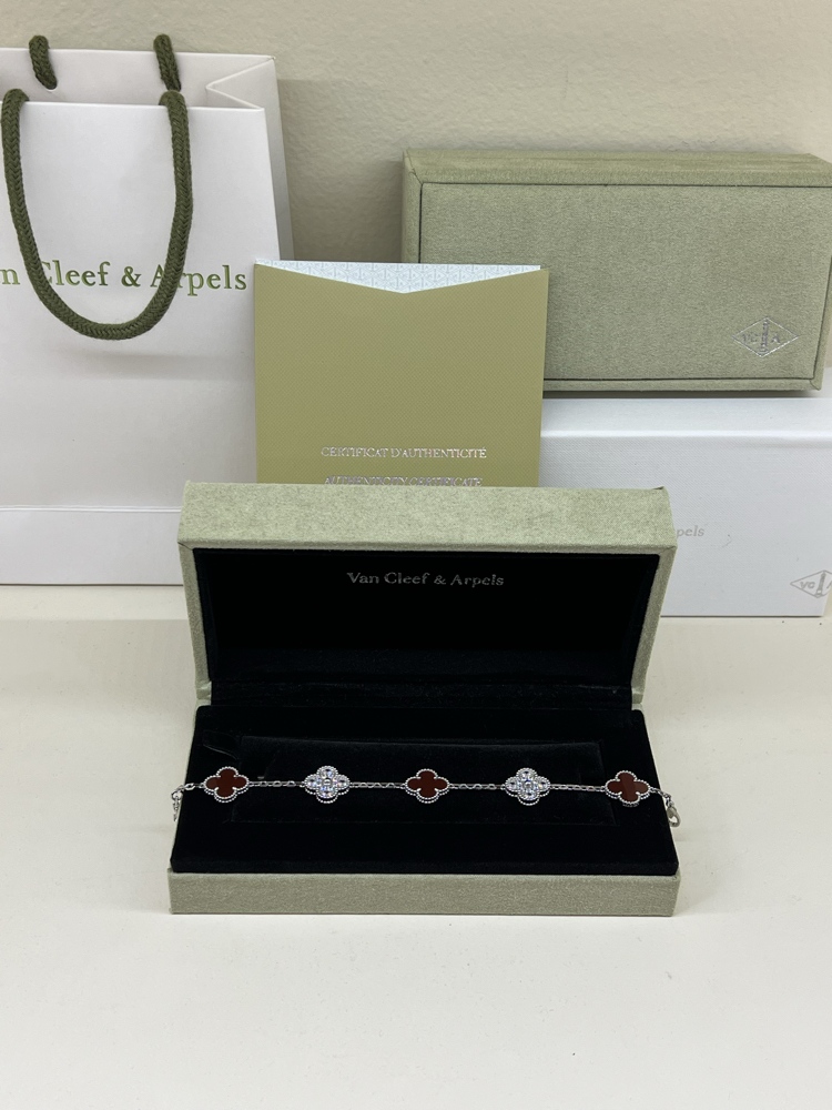VAN CLEEF BİLEKLİK