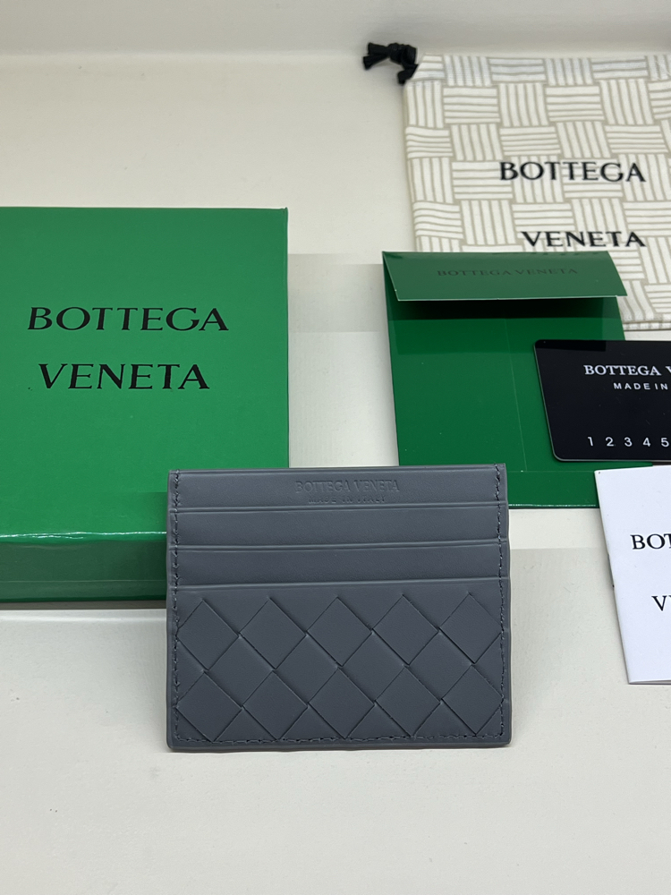 BOTTEGA VENETA CARD HOLDER