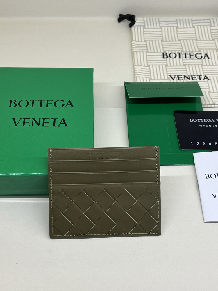 BOTTEGA VENETA CARD HOLDER
