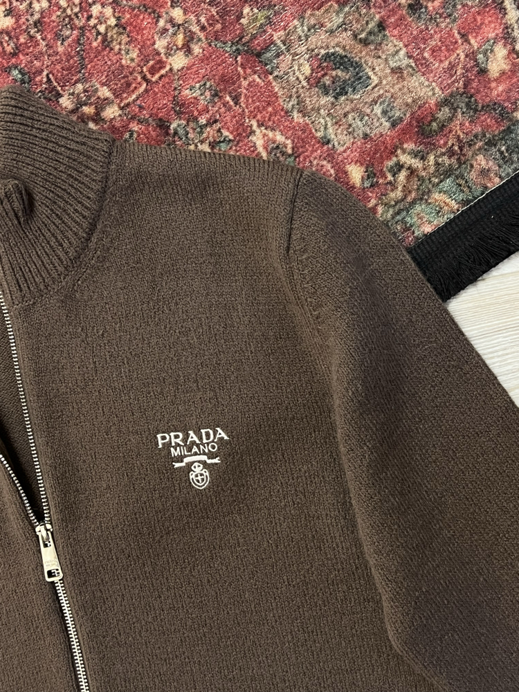 PRADA YÜNLÜ ZİP KAZAK