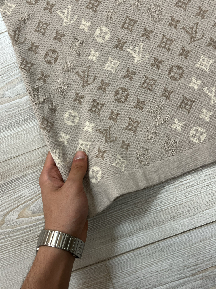LOUIS VUITTON KNITTED TSHİRT