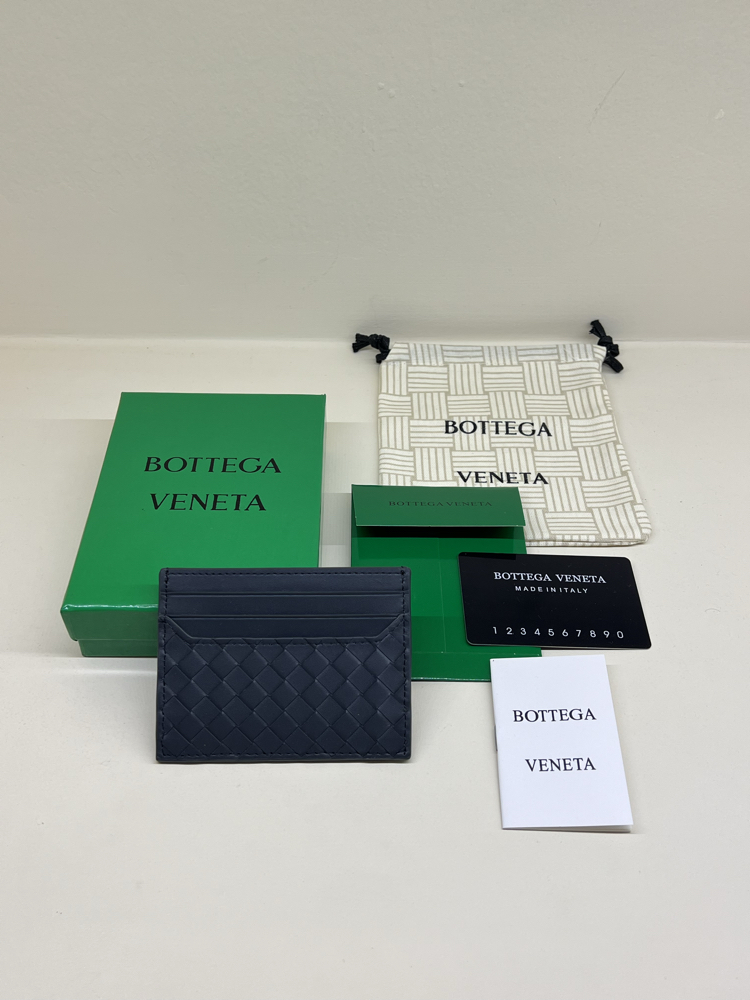 BOTTEGA VENETA CARD HOLDER