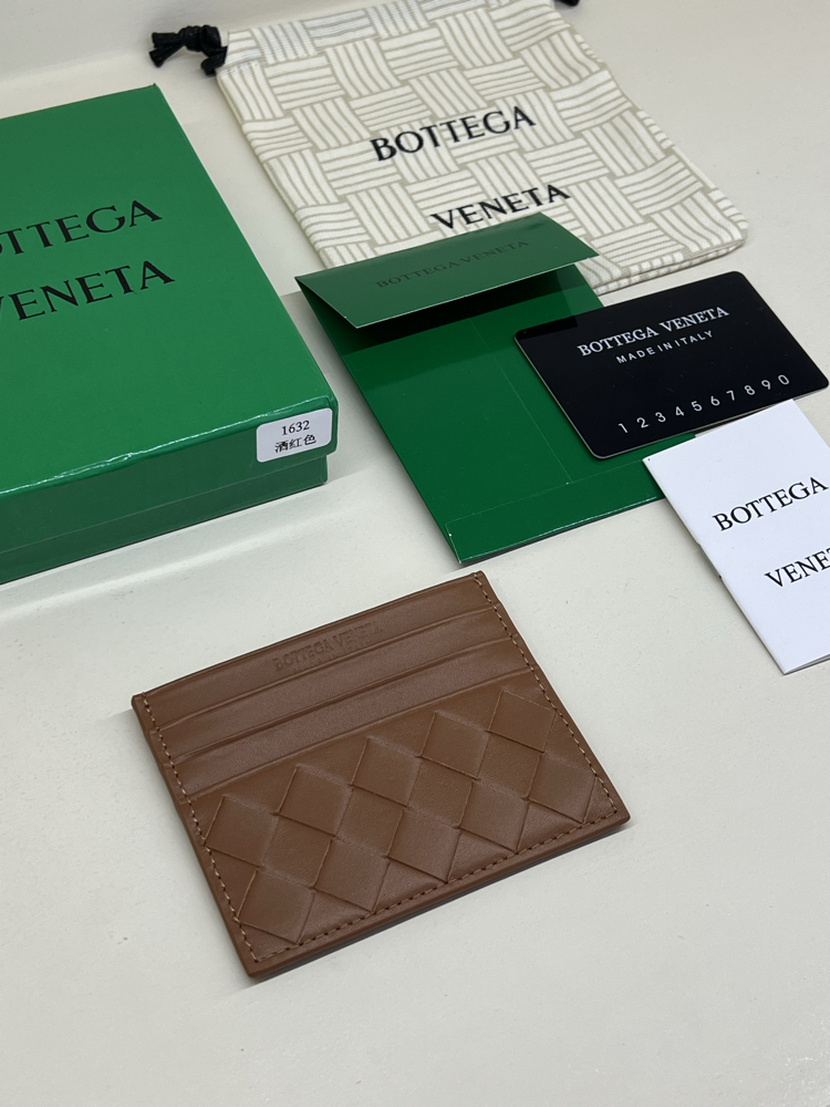 BOTTEGA VENETA CARD HOLDER