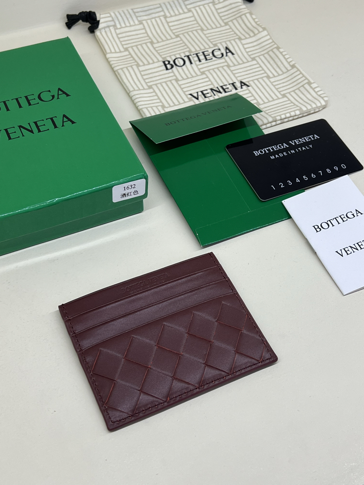 BOTTEGA VENETA CARD HOLDER