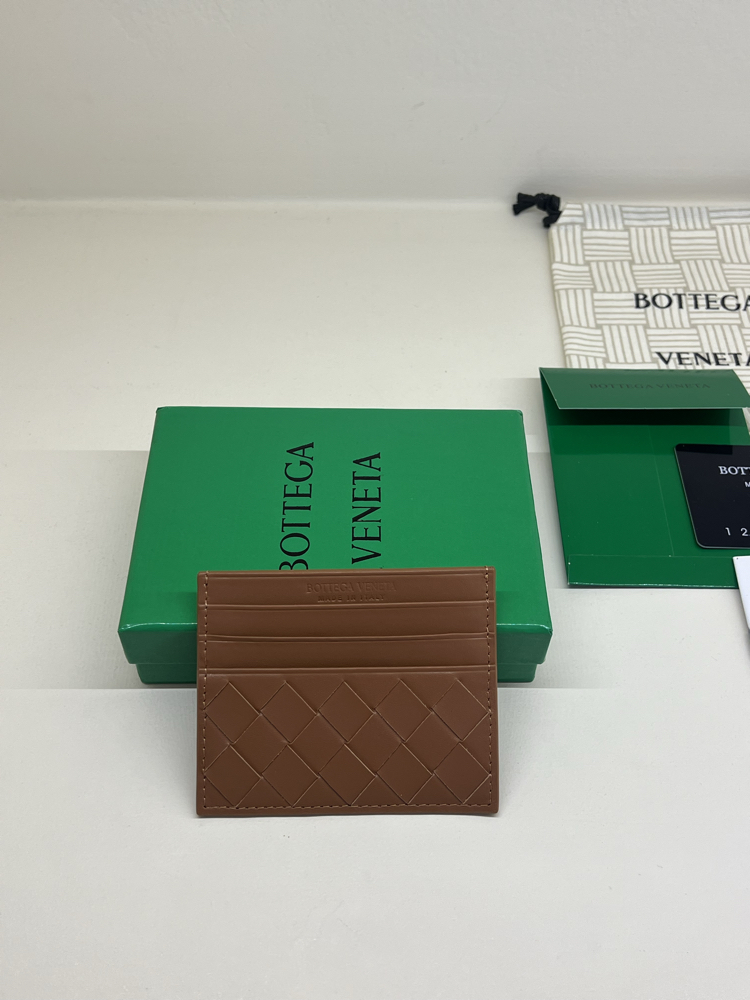 BOTTEGA VENETA CARD HOLDER
