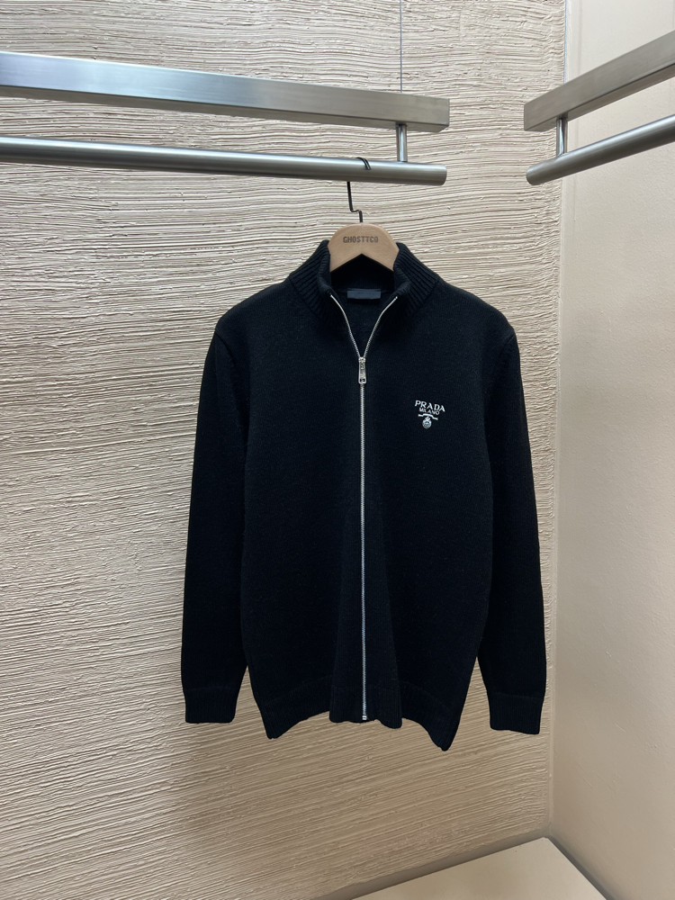 PRADA YÜNLÜ ZİP KAZAK