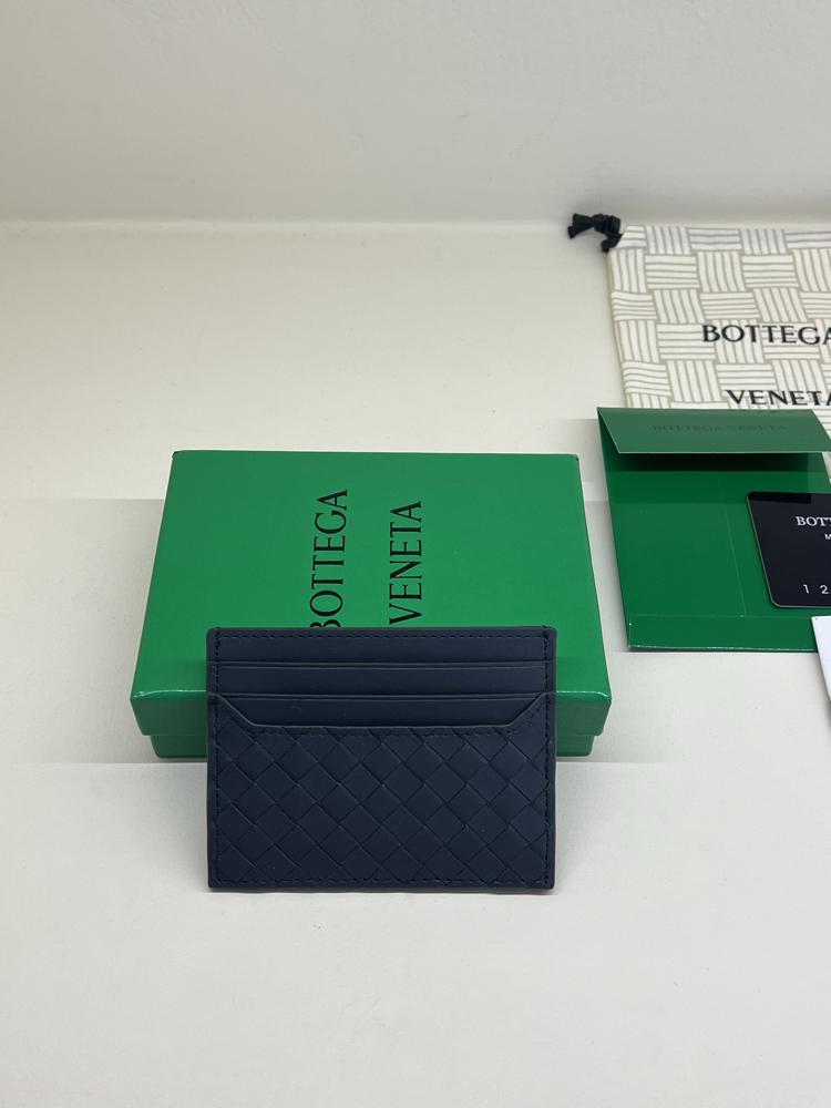 BOTTEGA VENETA CARD HOLDER