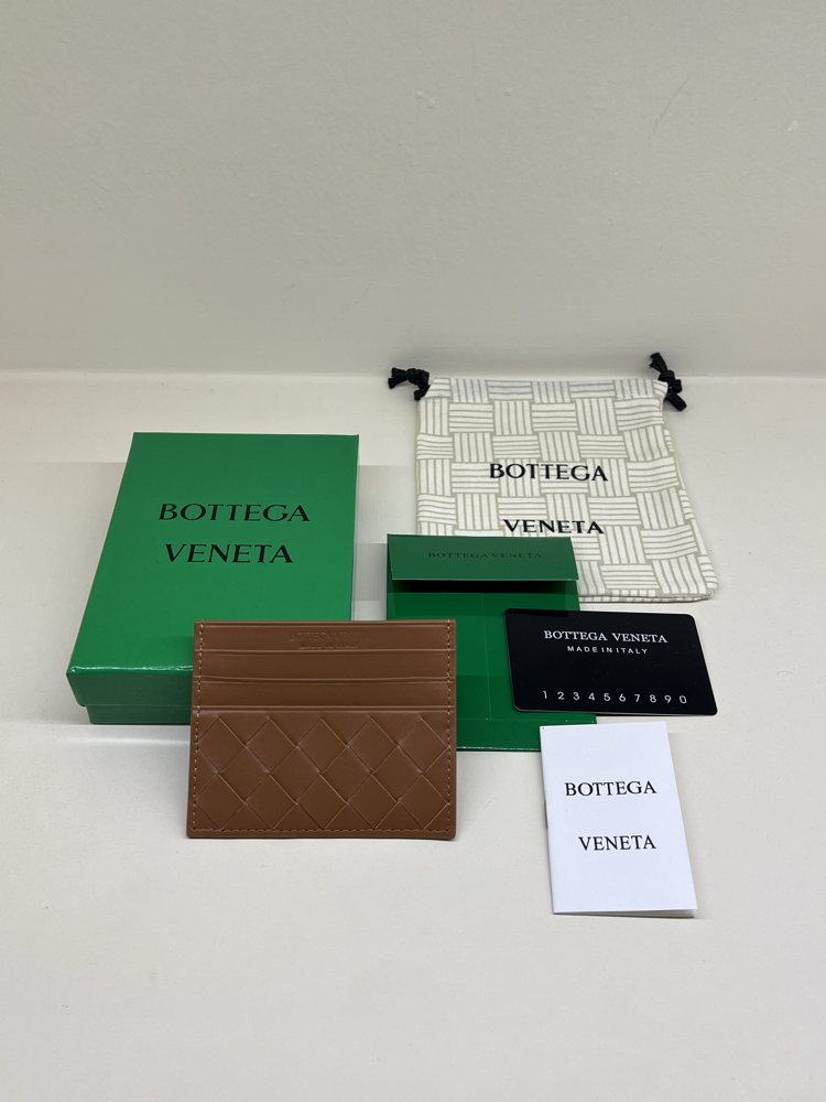 BOTTEGA VENETA CARD HOLDER