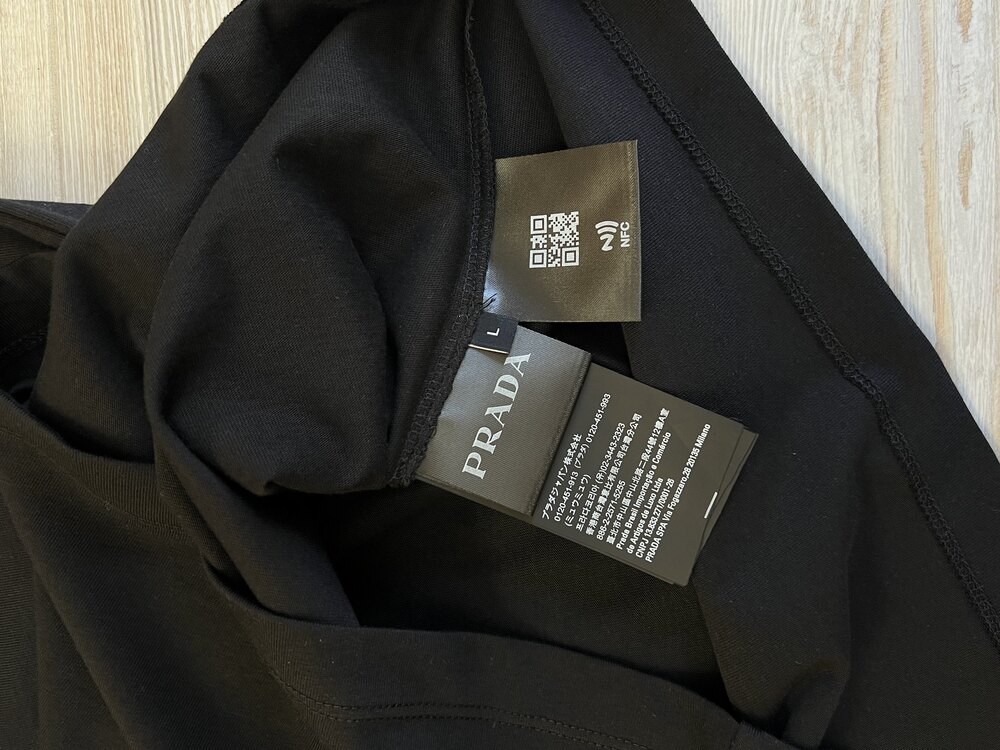 PRADA LOGO TSHİRT