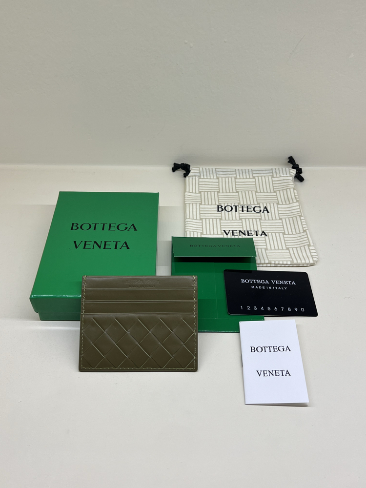 BOTTEGA VENETA CARD HOLDER