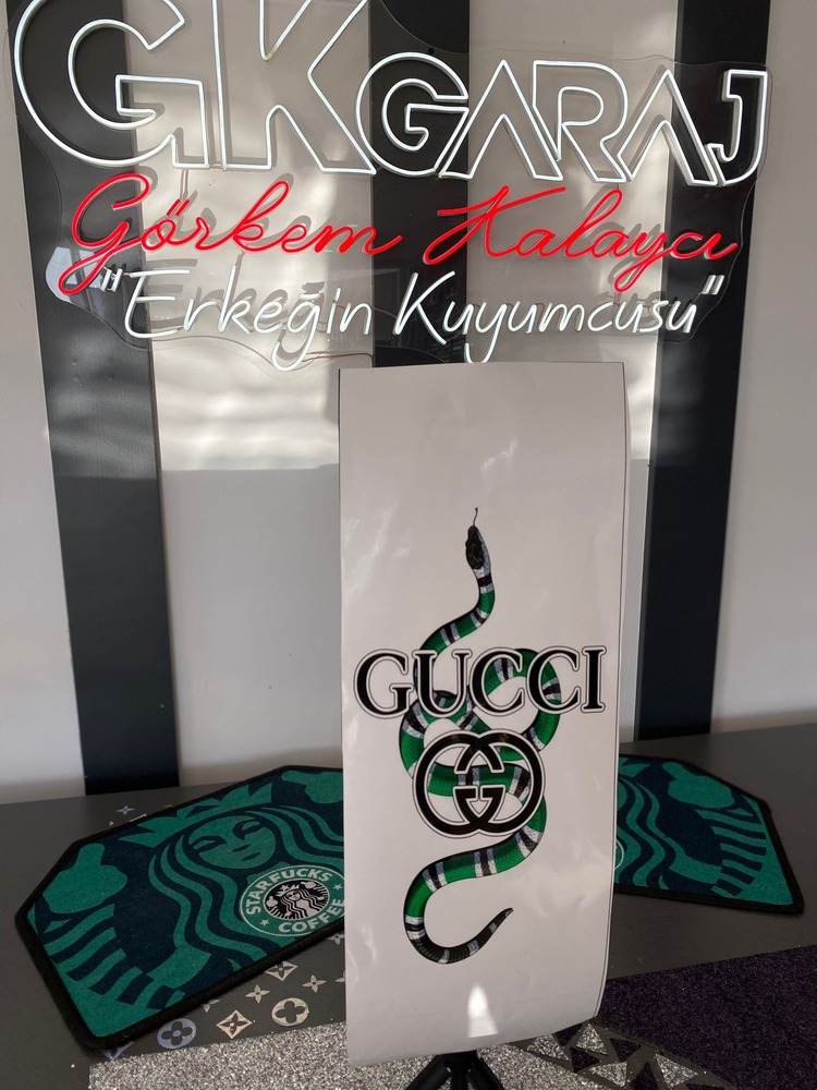 GUCCİ YAN DİREK FOLYO 