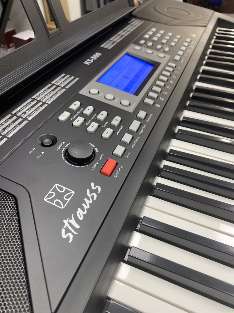 Strauus KS-300 Tuş Hassasiyetli Org