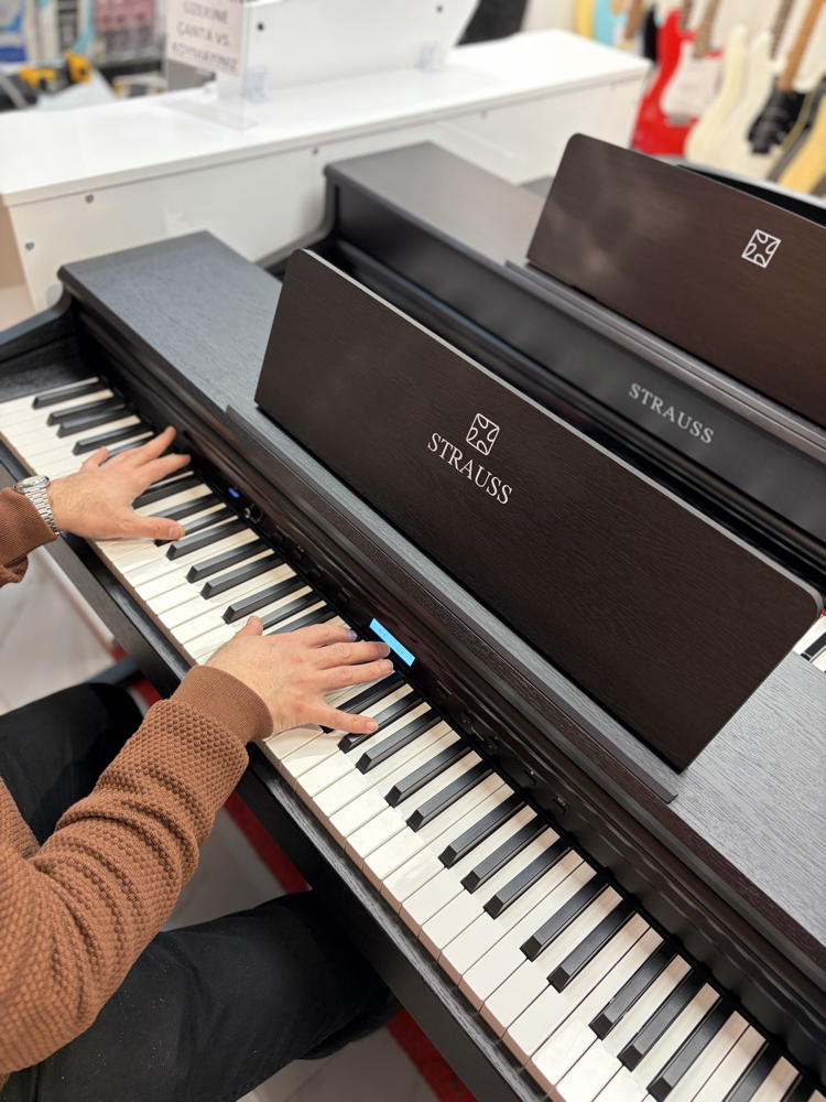Strauss STP-310 Dijital Piyano 