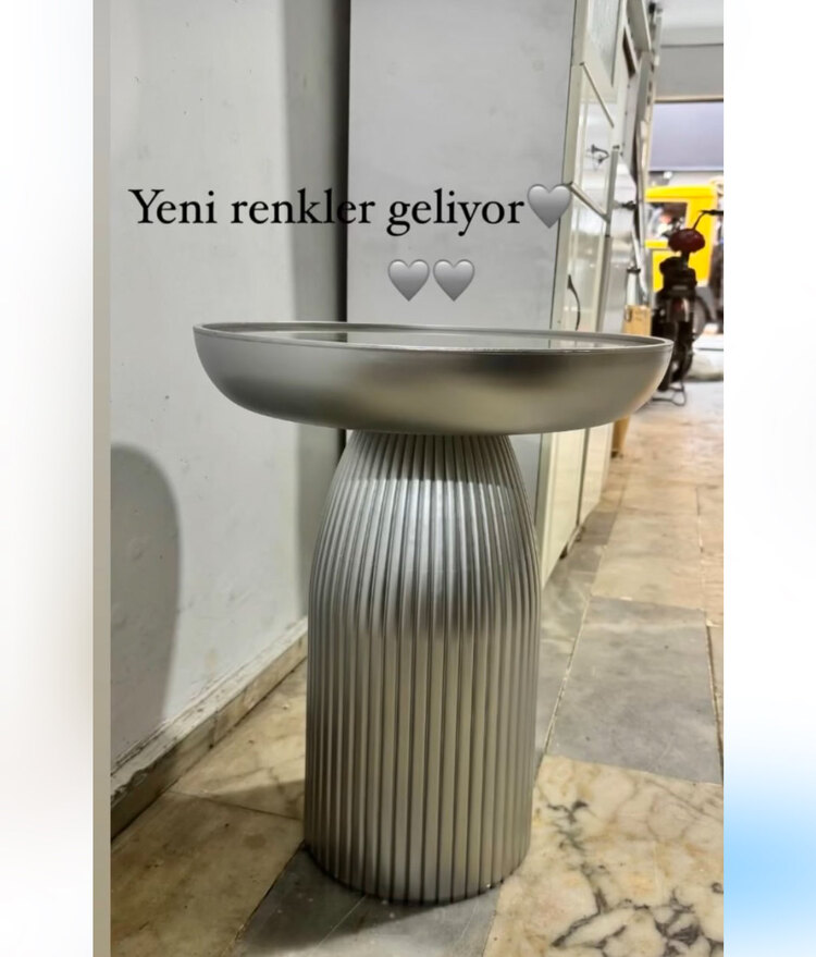 AYNALI GÜMÜŞ GRİ MANTAR SEHPA