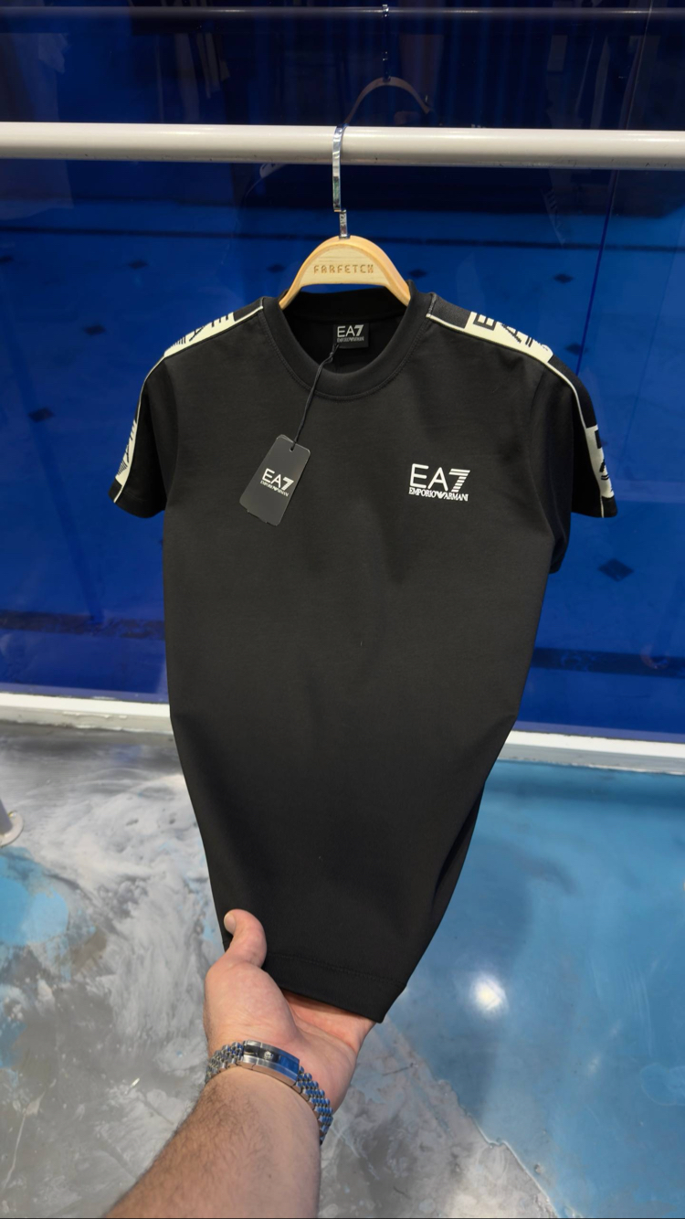 EA7 Armani T-Shirt ✨