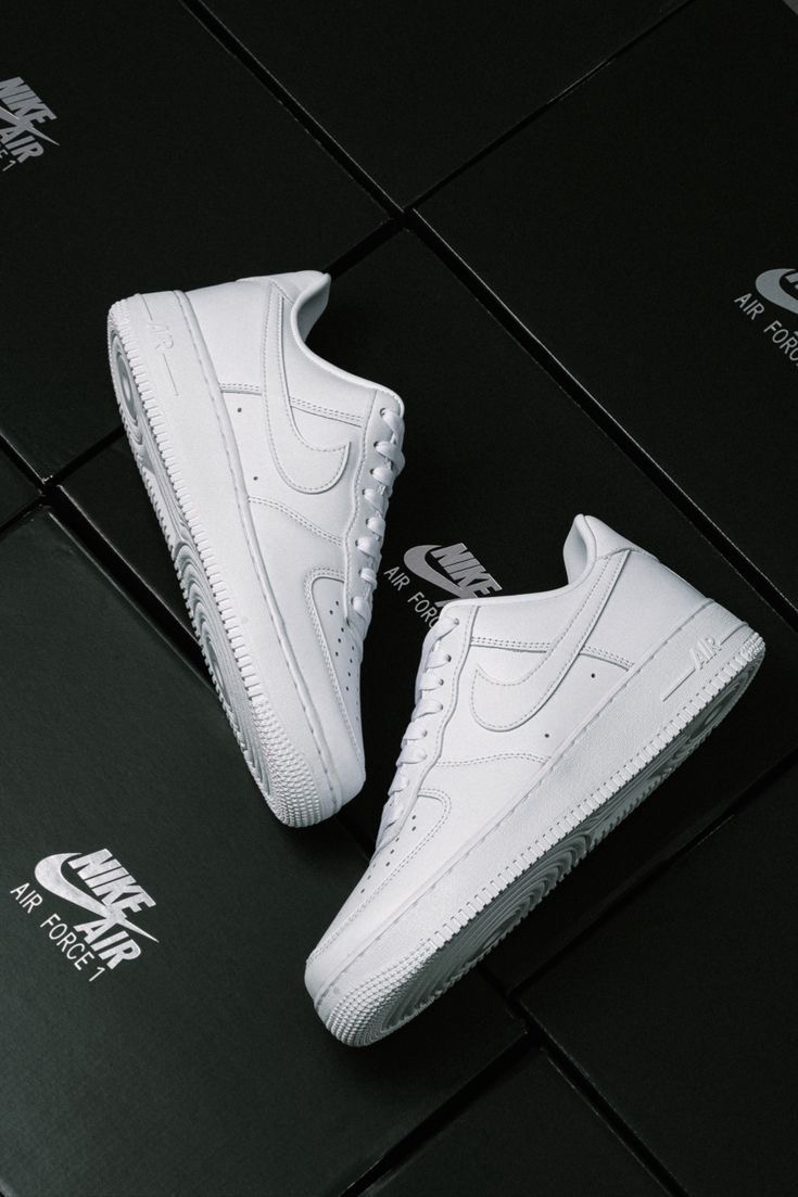 Nike Air Force 1