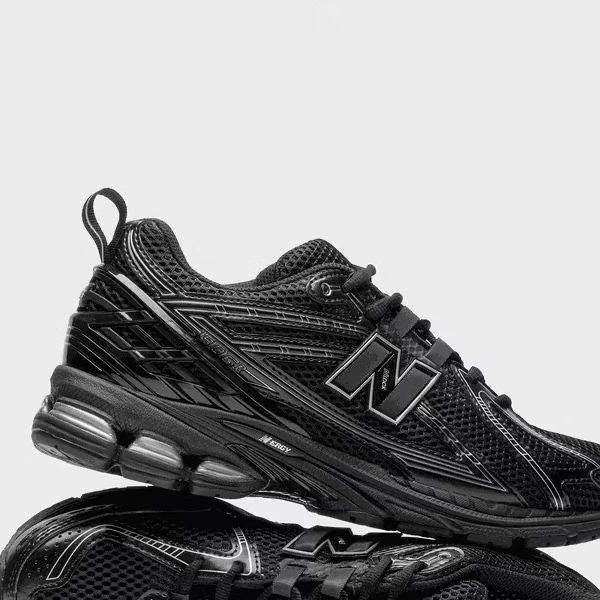 NEW BALANCE 1906 Black Grey