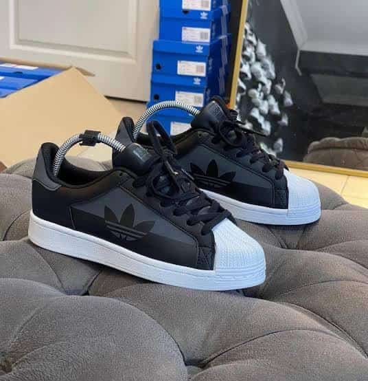 Adidas Süperstar