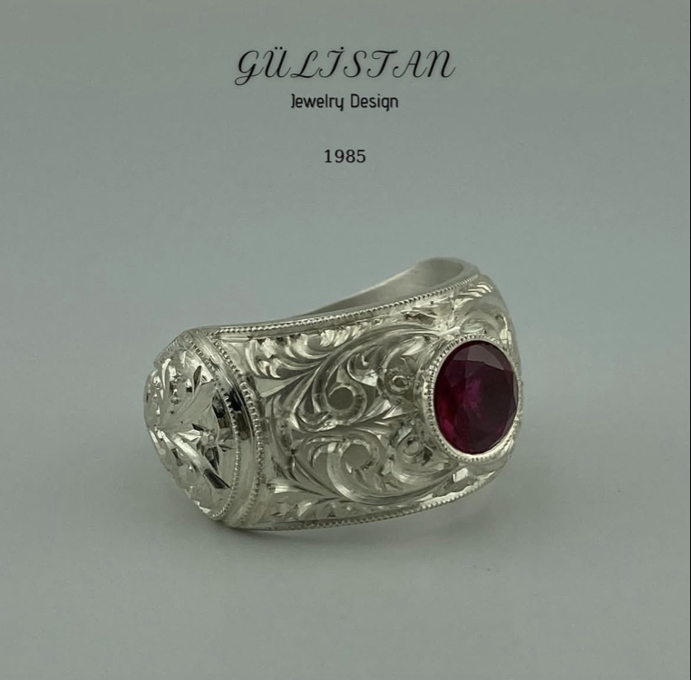 “Gülistan” Yakut Taşlı Yüzük