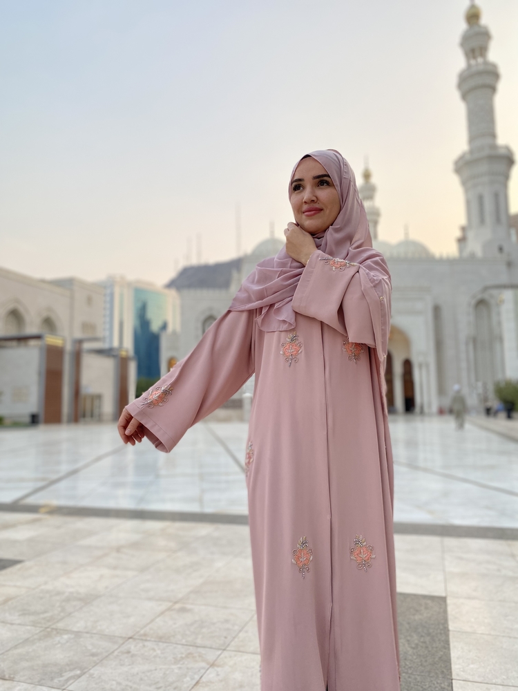 Pembe Dubai abaya şal takım