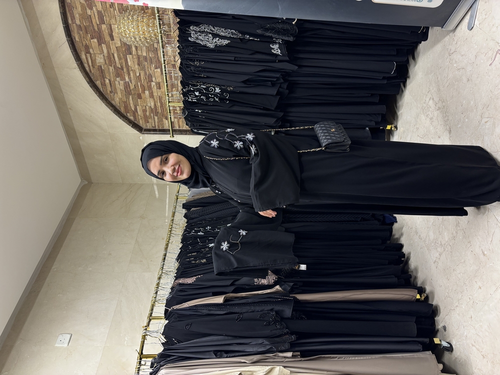 ÇİÇEK ABAYA VE ŞAL TAKIM