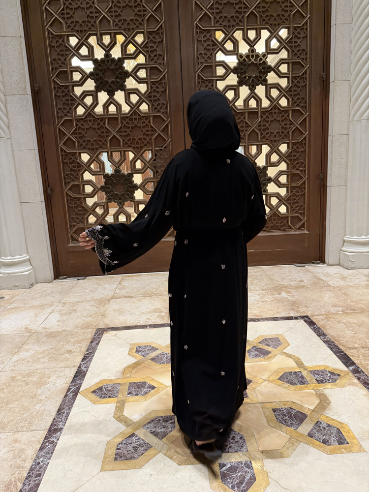 Kristal abaya sal takim