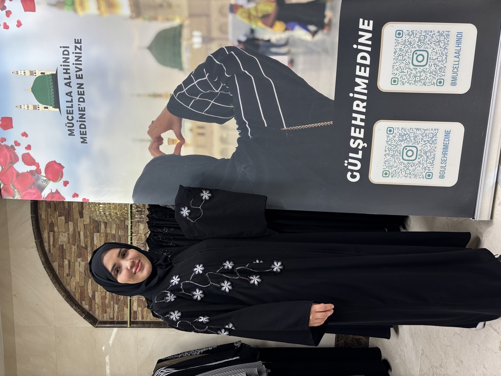ÇİÇEK ABAYA VE ŞAL TAKIM