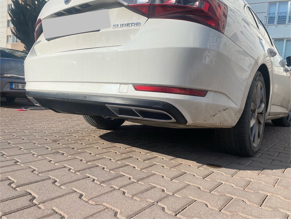 Skoda SUBERB ÇİFT ÇIKIŞ GRİ-SİYAH Boyalı
