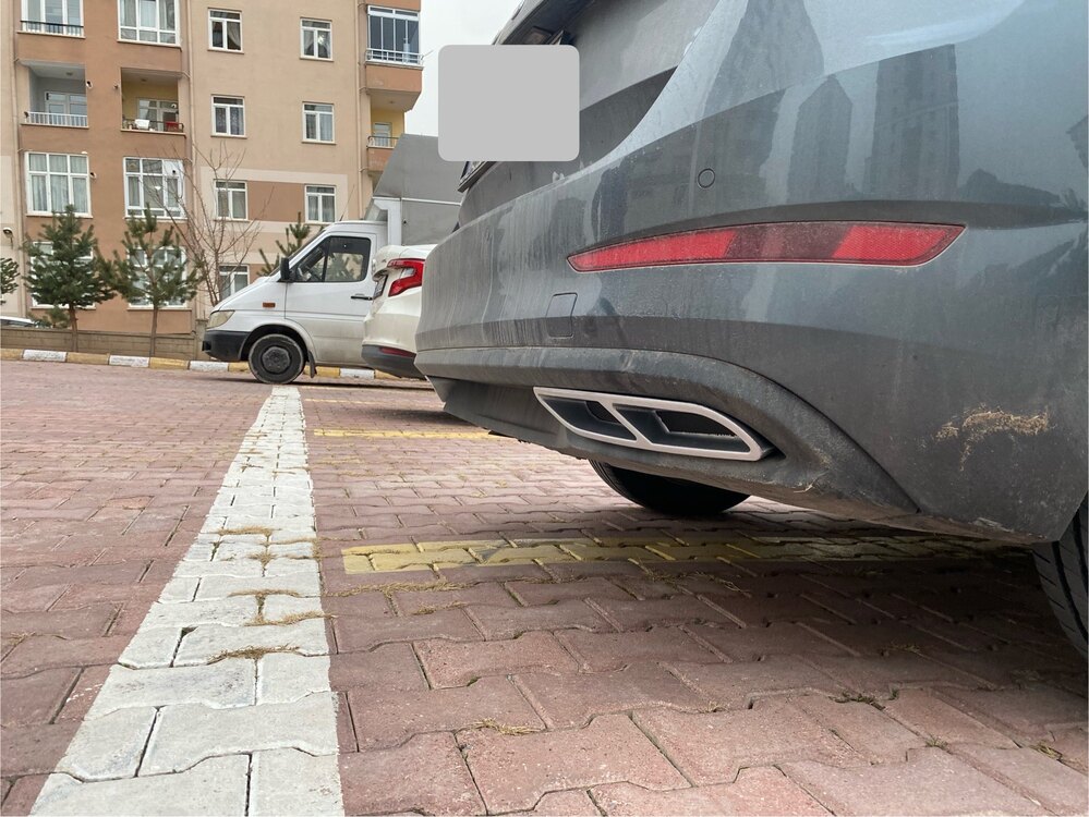 Skoda Scala ÇİFT ÇIKIŞ GRİ-SİYAH Boyalı