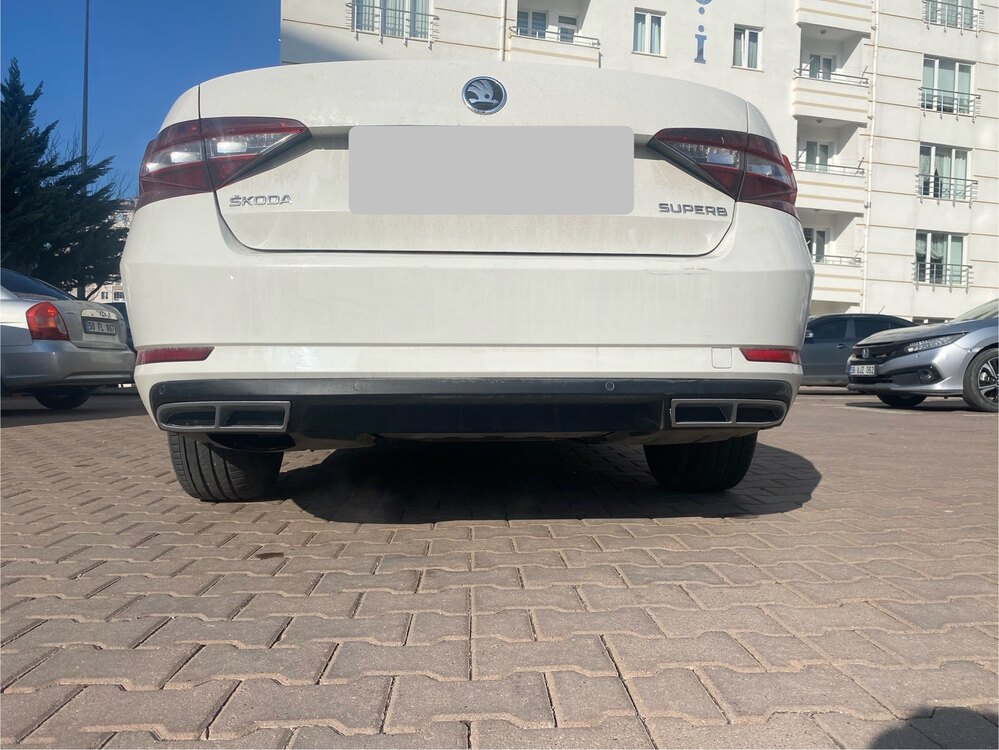 Skoda SUBERB ÇİFT ÇIKIŞ GRİ-SİYAH Boyalı
