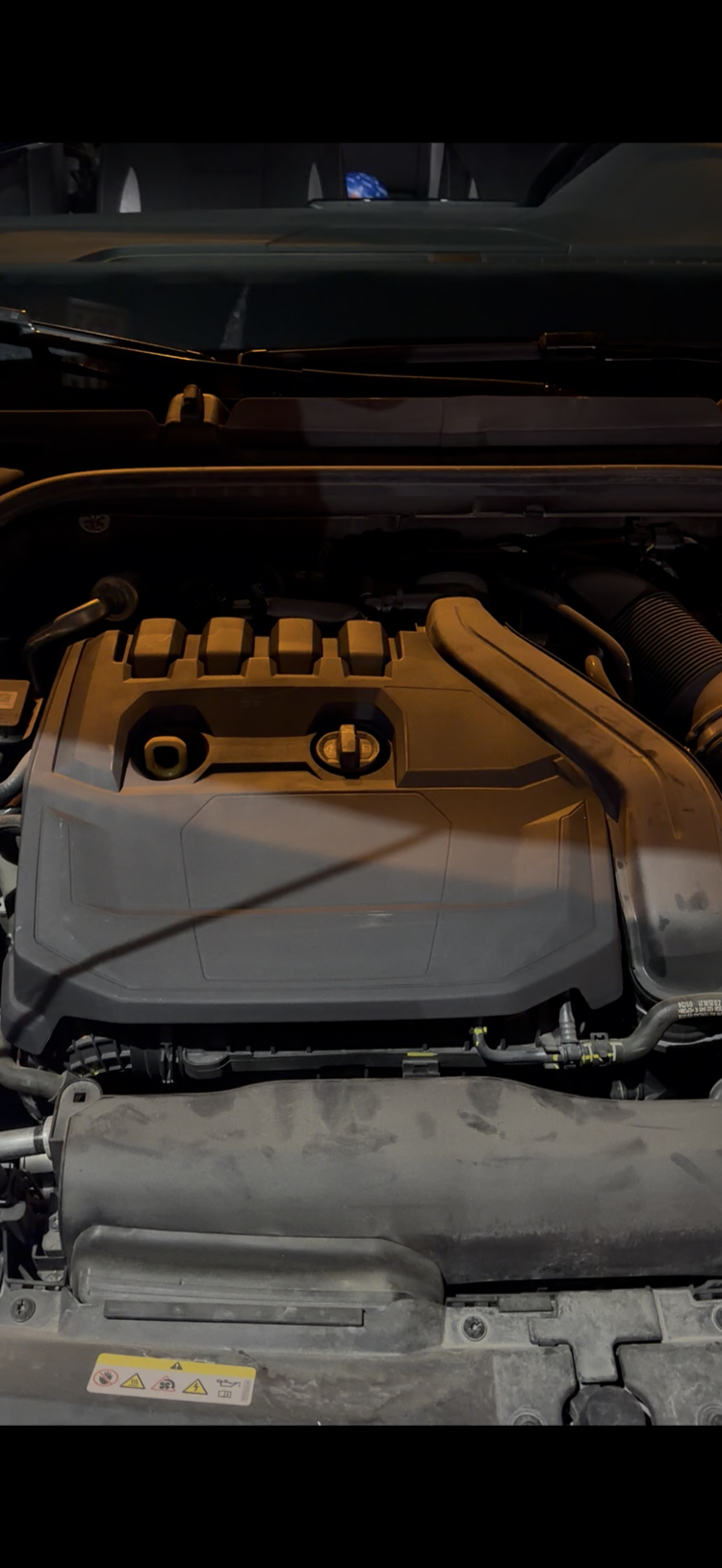 1.5 TSİ motor kapağı