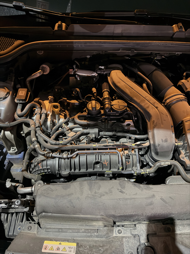 1.5 TSİ motor kapağı